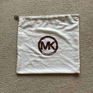 Michael Kors MK Silken Dust Bag Cream 17.5” x 18.75” Handbag Protector Case GUC
